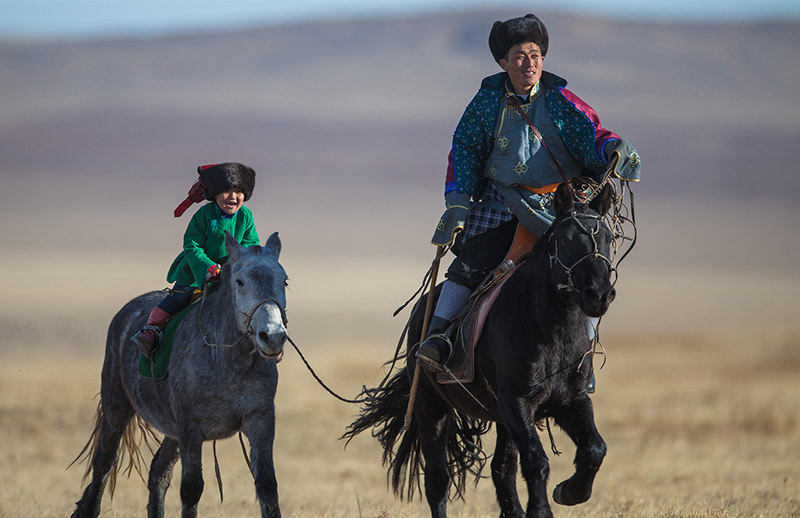 how to ride horse in mongolia 